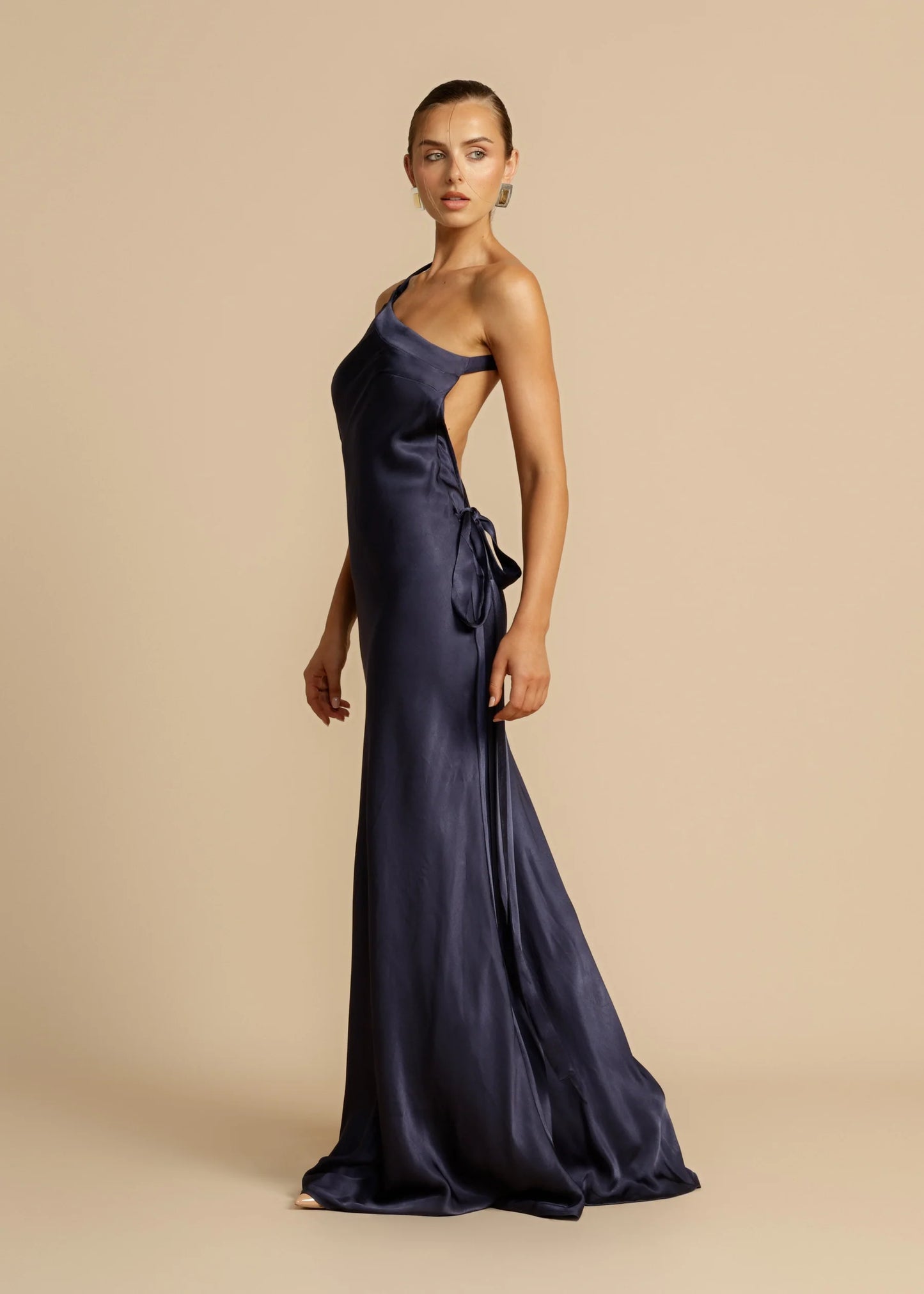 Astrid | Lang Kjole med Elegance